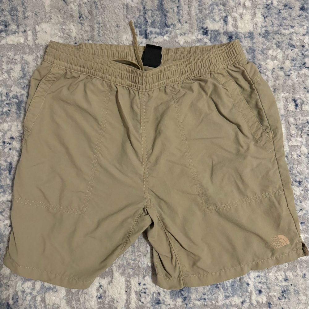 North Face Kahki Color Shorts
